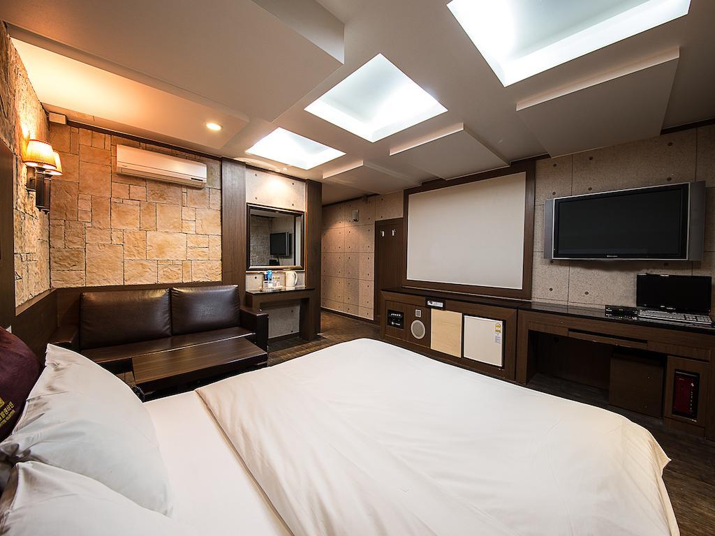 Hotel Valentine Кванмён Номер фото