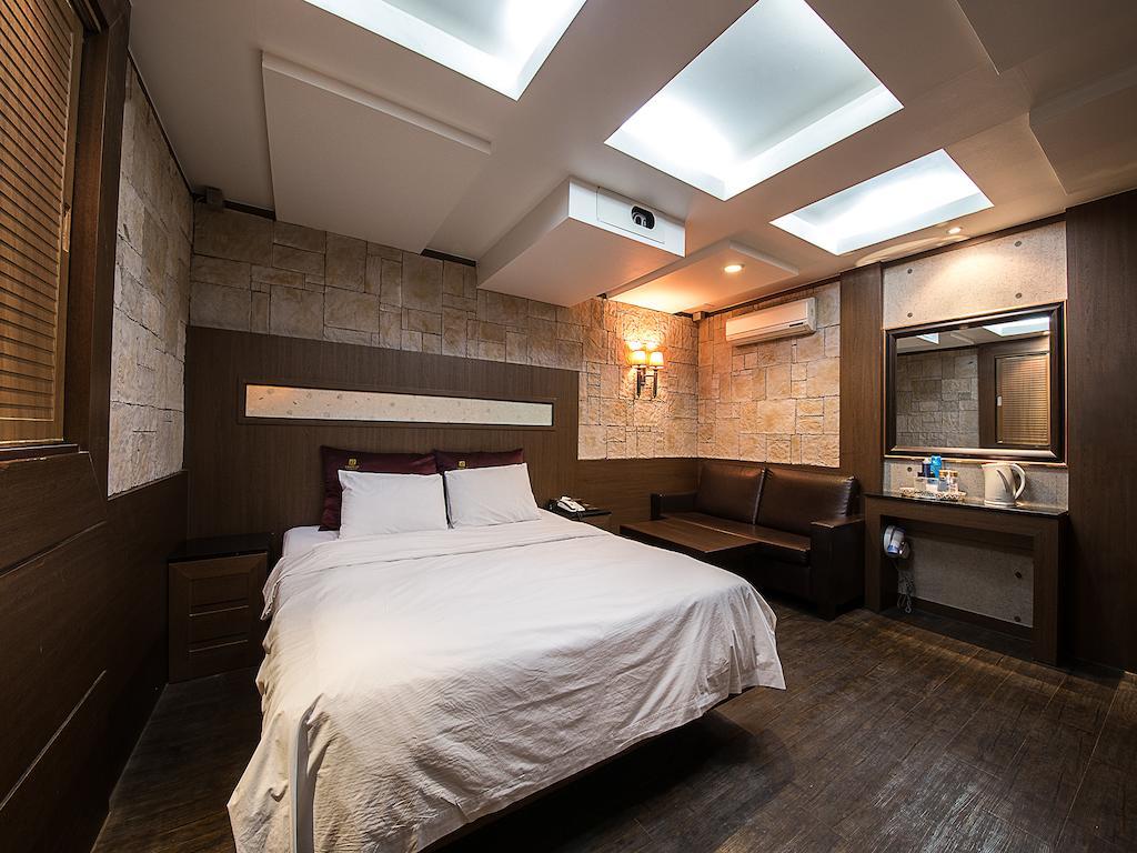 Hotel Valentine Кванмён Номер фото